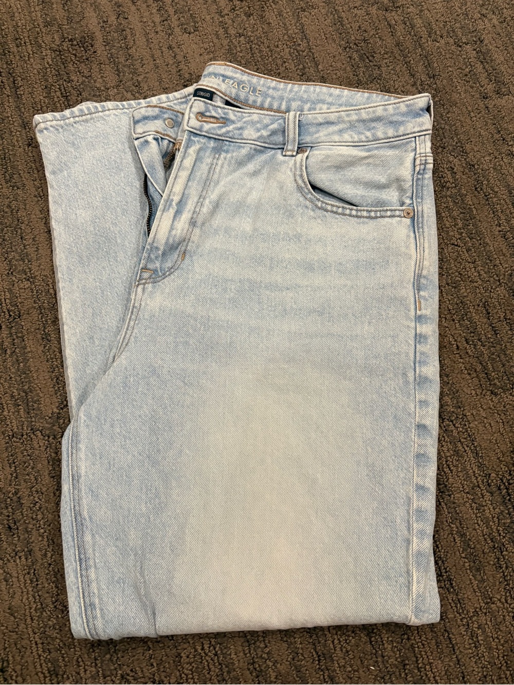 American Eagle Outfitters Strigid Mom Jean